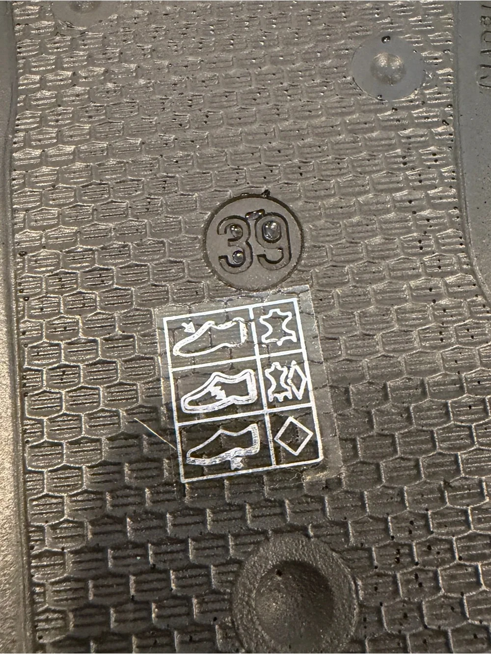 Vetements vtmnts barcode
